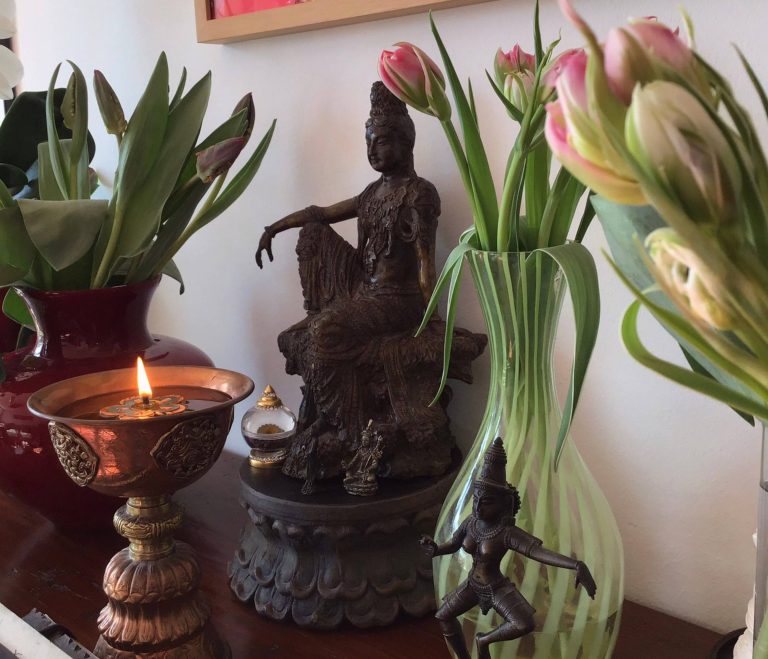 You can now sign up for Thangka Art Retreats 2023 in the US, Italy and The Netherlands!  ?