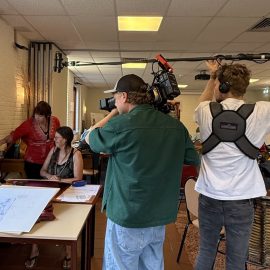 Opnames voor het KRO-NCRV TV-programma Zin in Morgen voor een portret van Carmen Mensink en haar werk