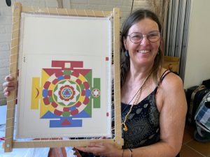 Drawing and Painting Buddhas such as Shakyamuni, Medicine Buddha, Green Tara, White Tara and tibetan mandalas according to traditional buddhist art at the Thangka Painting Summer Retreat in The Netherlands with Carmen Mensink