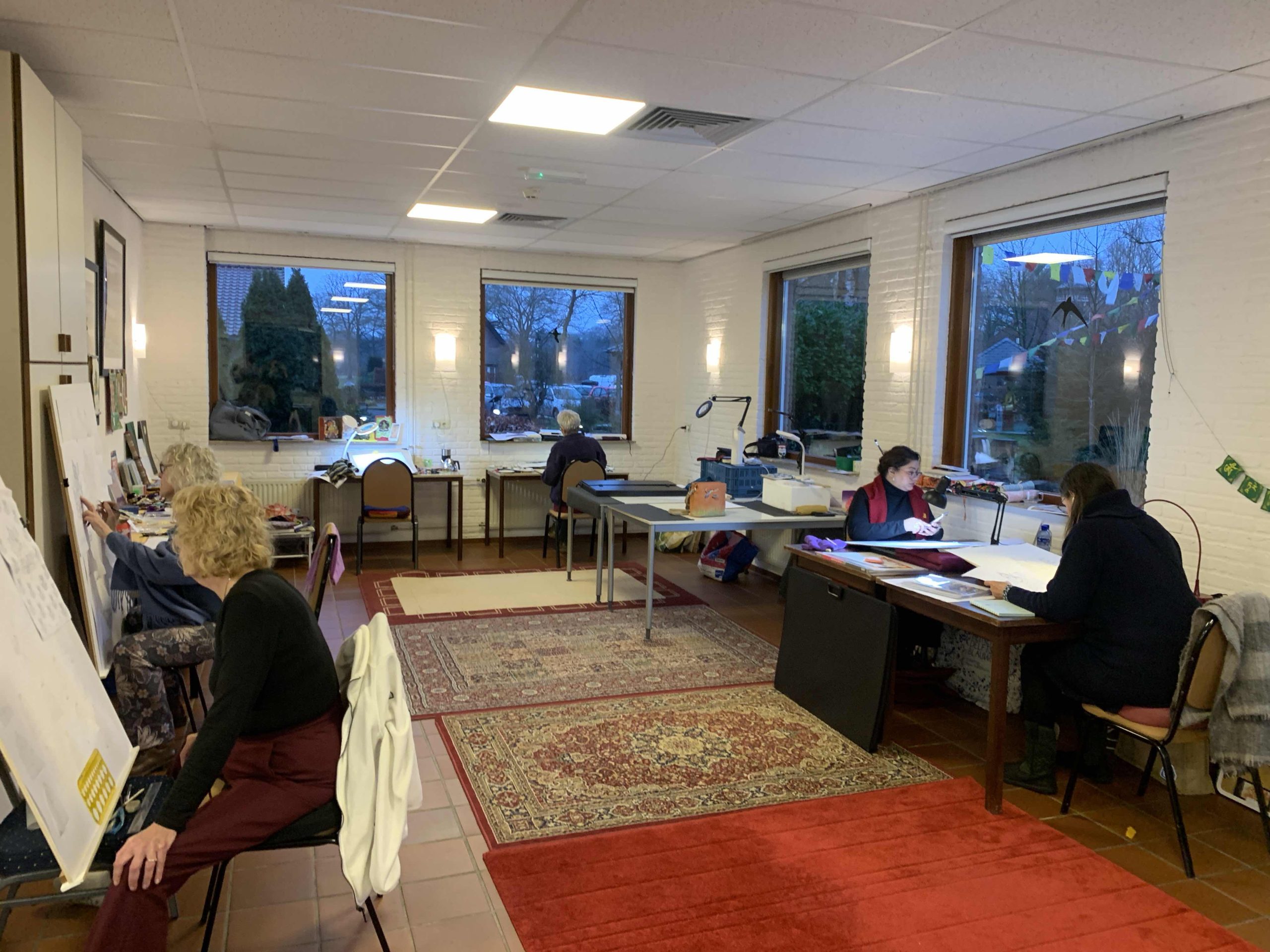 Green-Tara-Thangka-Drawing-and-Painting-Retreat-Maitreya-Instituut-Loenen-Netherlands-with-Carmen-Mensink_31