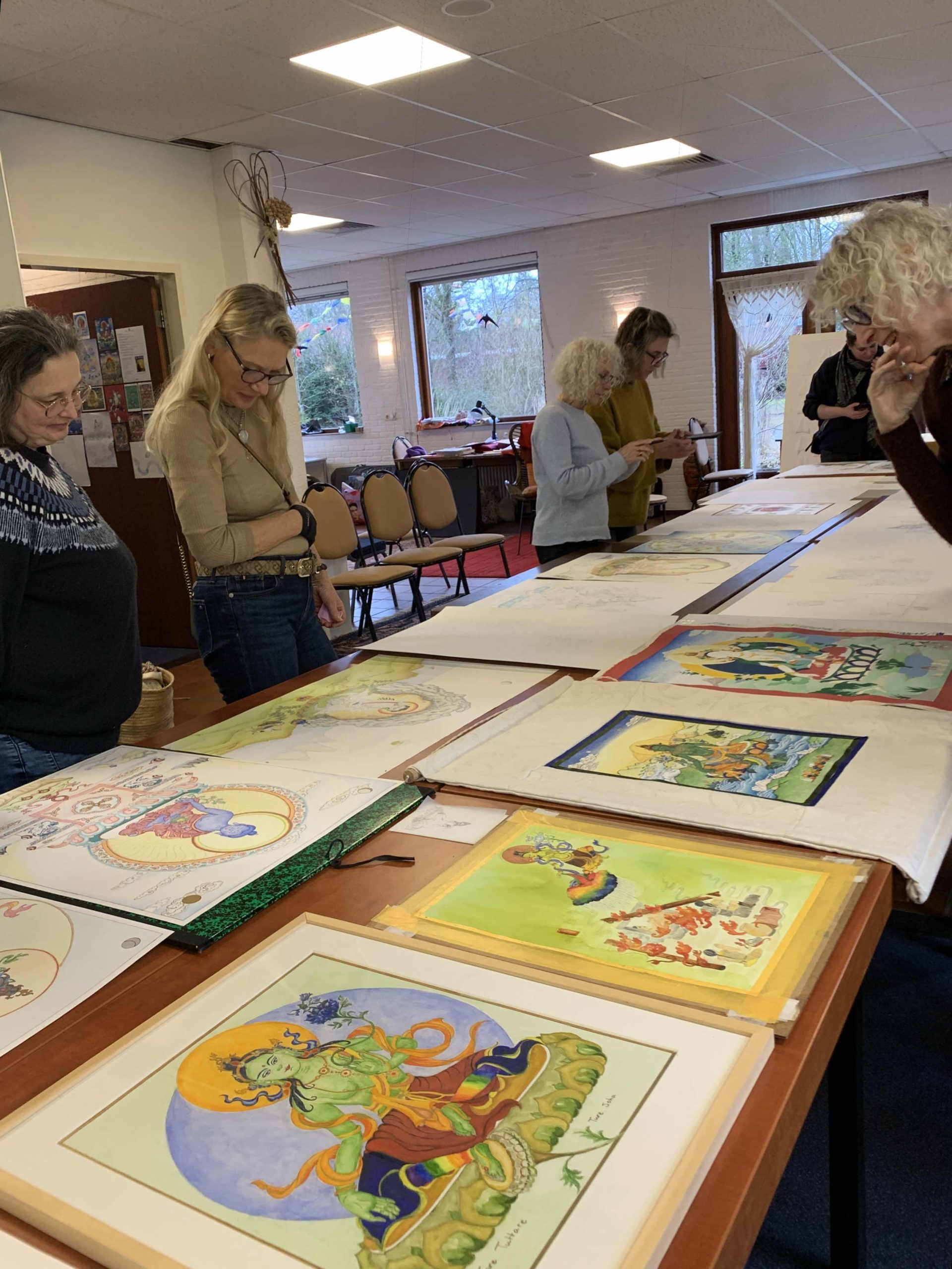 Green-Tara-Thangka-Drawing-and-Painting-Retreat-Maitreya-Instituut-Loenen-Netherlands-with-Carmen-Mensink_51
